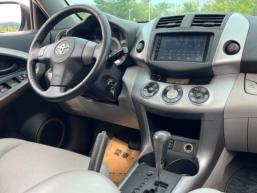 Toyota RAV4 (Imported) 2008 #15 Toyota RAV4 (Imported) 2008 image de voiture #15