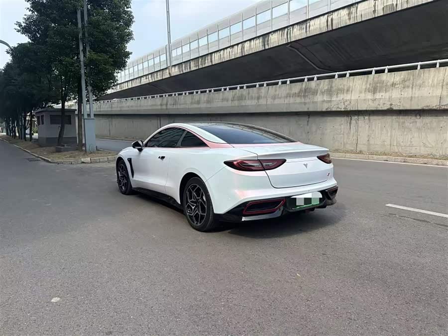 哪吒汽车 哪吒GT 2024 汽车图片 #15