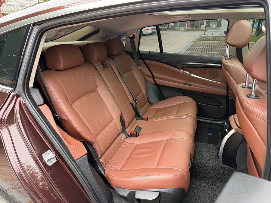 BMW 5 Series GT 2014 #15 BMW 5 Series GT 2014 immagine di auto #15