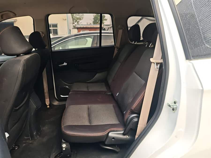 SWM X2 2021 imagen de coche #15