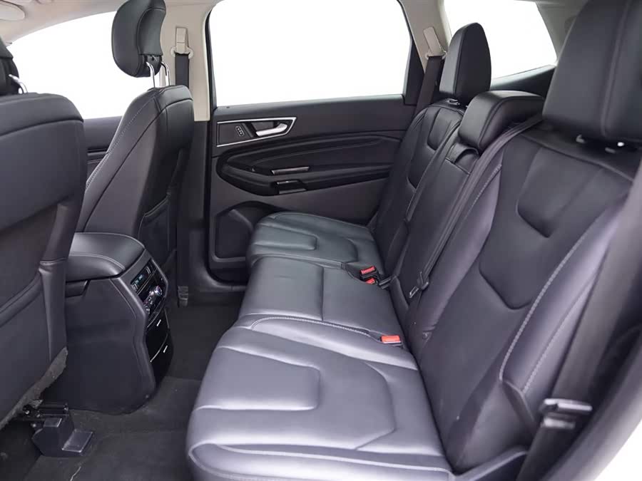 Ford Edge 2019 car image #15