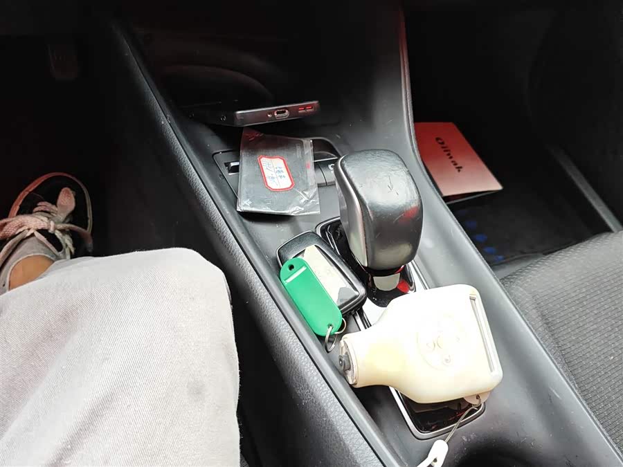 Toyota C-HR EV 2021 imagen de coche #15