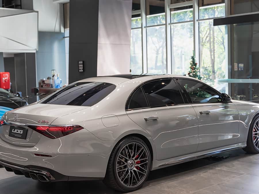 Mercedes-Benz S AMG New Energy 2024 صورة سيارة #15