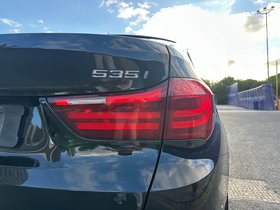 BMW 5 Series GT 2014 #15 BMW 5 Series GT 2014 immagine di auto #15