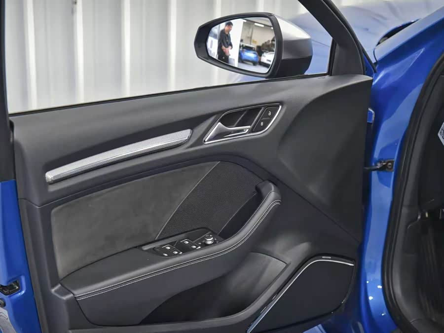 Audi RS 3 2018 car image #15