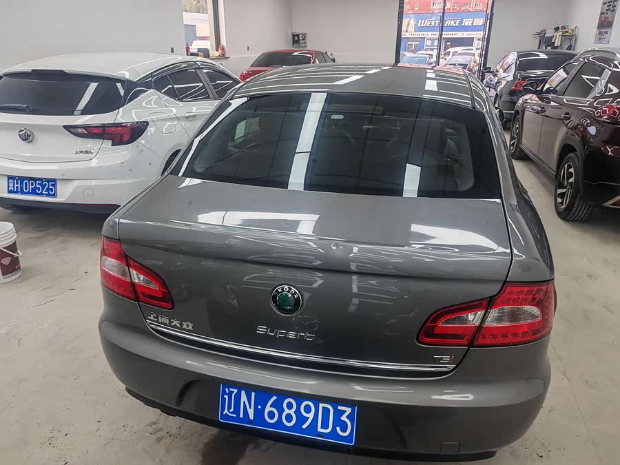 Skoda Superb 2012 imagen de coche #15