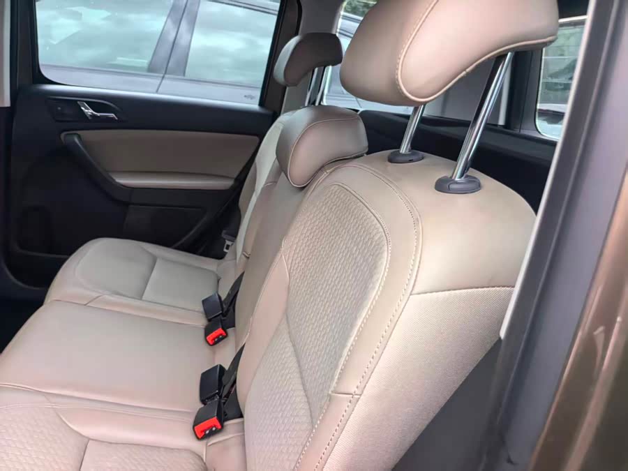 Skoda Yeti 2016 car image #15