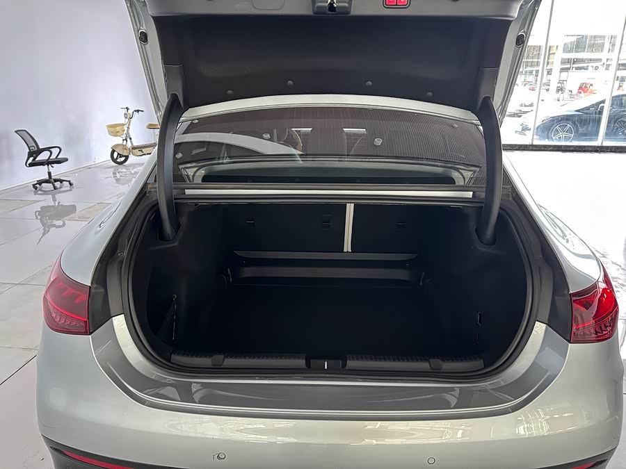 Mercedes-Benz EQE Class 2023 car image #15