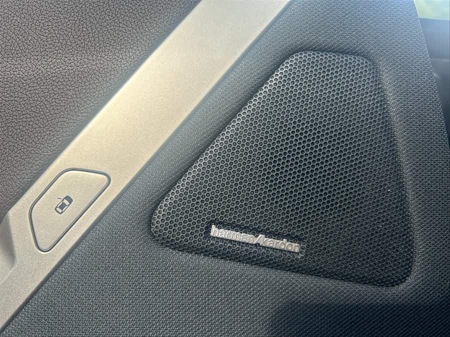 BMW iX 2022 #15 BMW iX 2022 car image #15