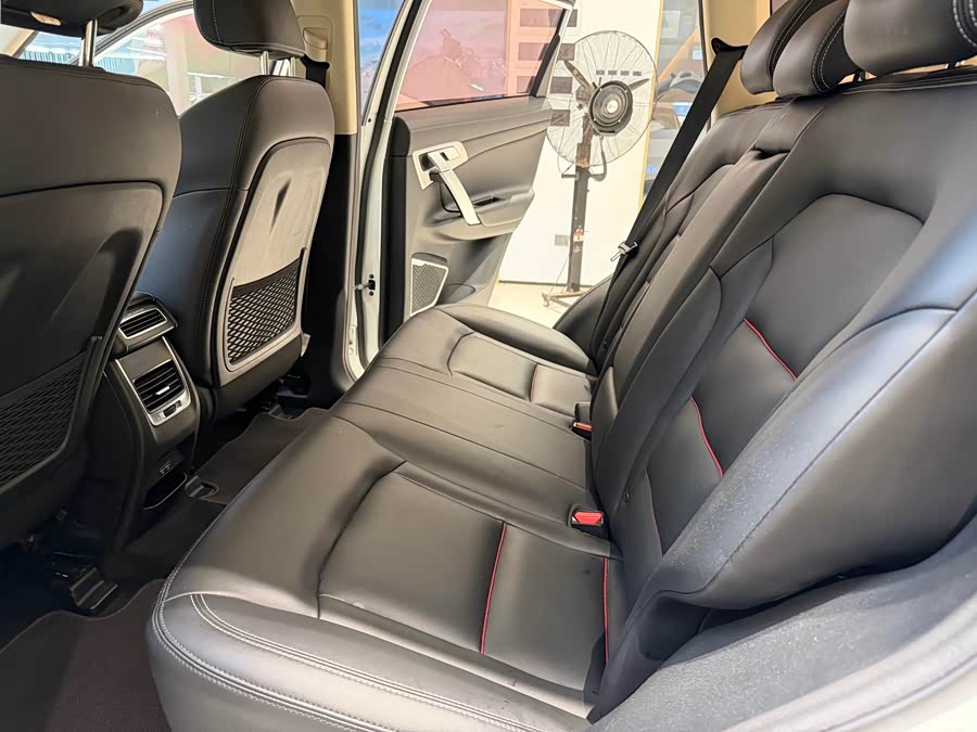 吉利汽车 博越 2018 汽车图片 #15