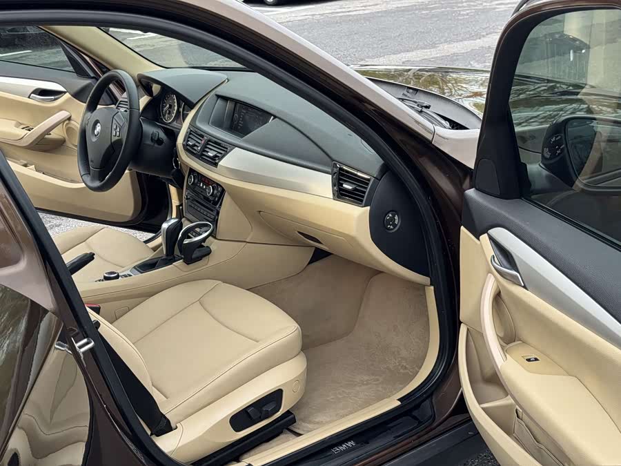 BMW X1 (Imported) 2012 car image #15