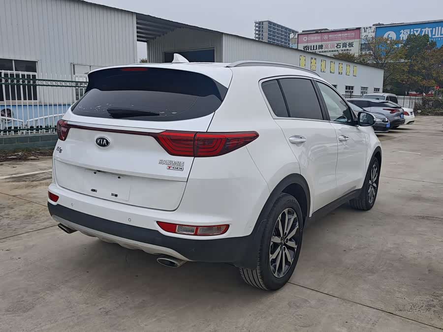 Kia KX5 2018 imagen de coche #15