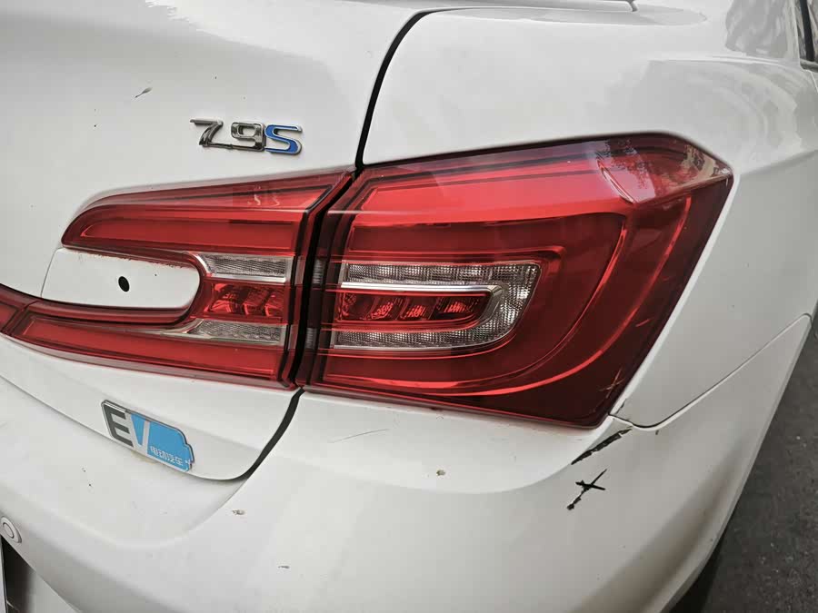 BYD Qin New Energy 2017 #15 BYD Qin New Energy 2017 car image #15