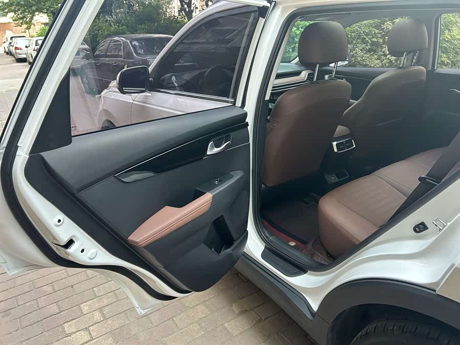 起亚 智跑 2022 汽车图片 #15