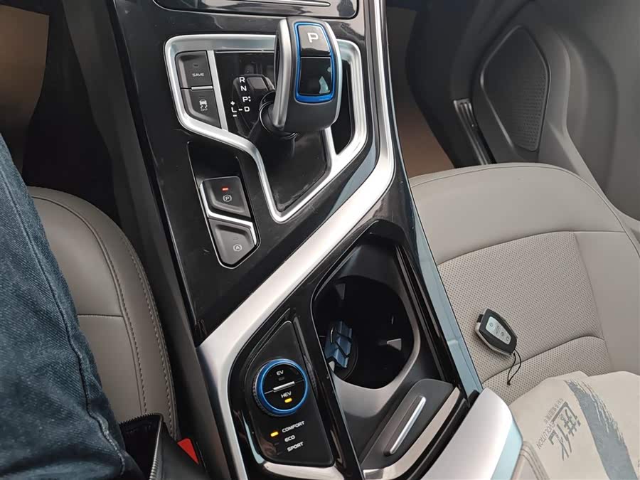 GEELY JiaJi New Energy 2021 car image #15