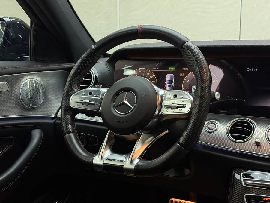 Mercedes-Benz E AMG 2019 immagine di auto #15