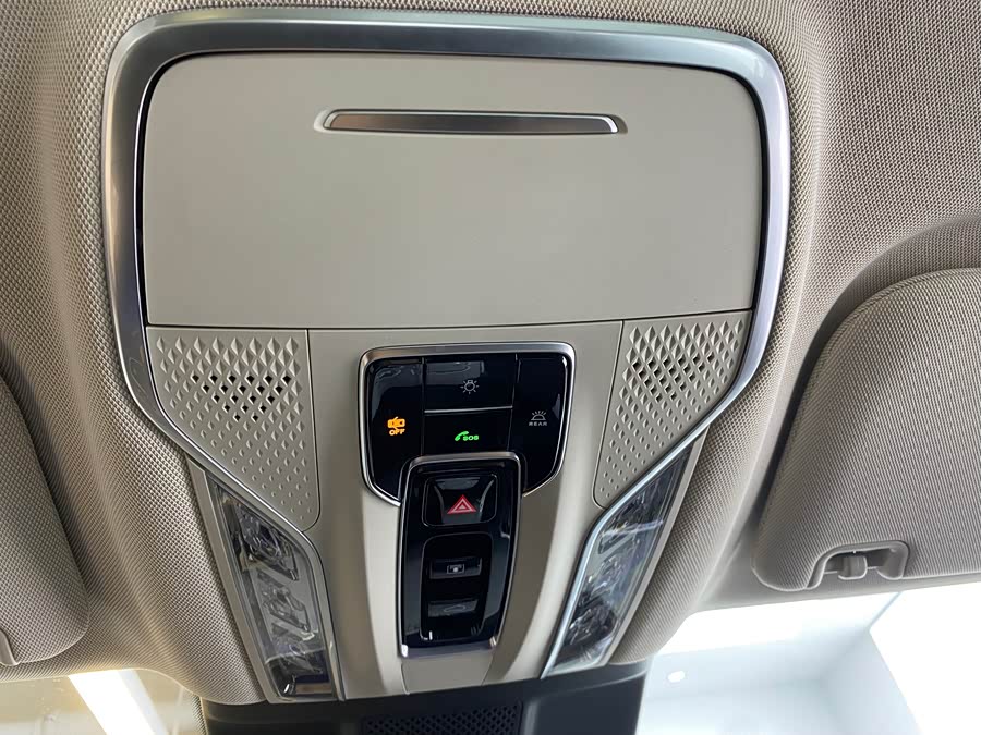 HongQi HS7 PHEV 2024 #15 HongQi HS7 PHEV 2024 car image #15