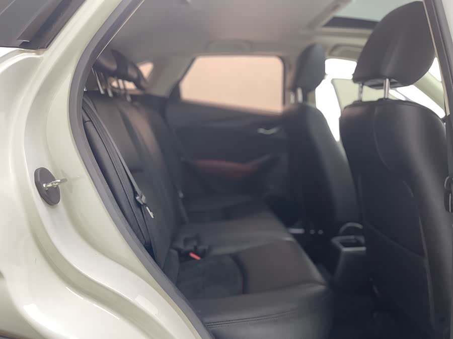 Mazda CX-3 2017 immagine di auto #15