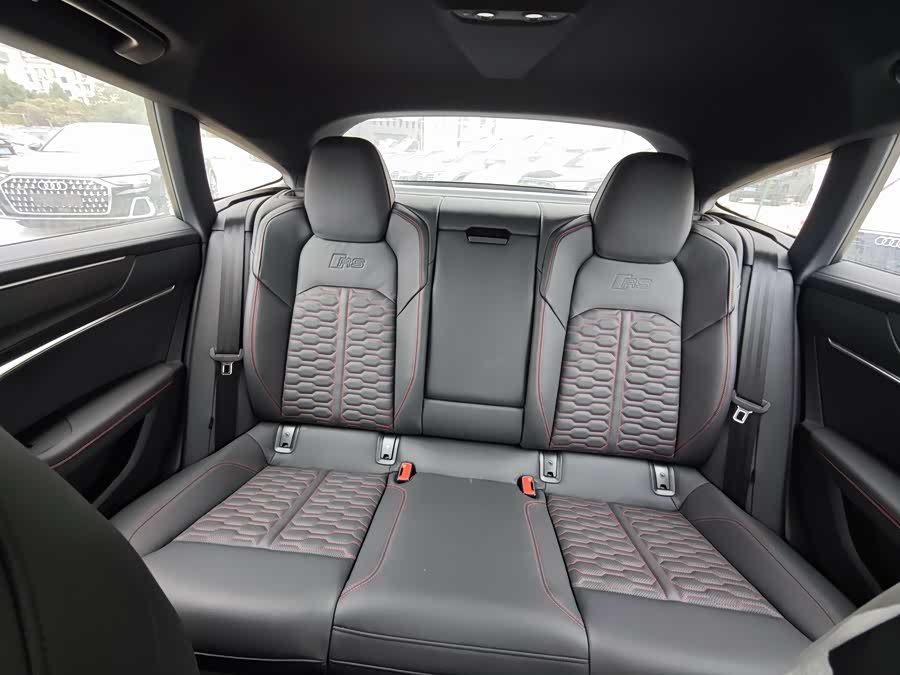 Audi RS 7 car image #15