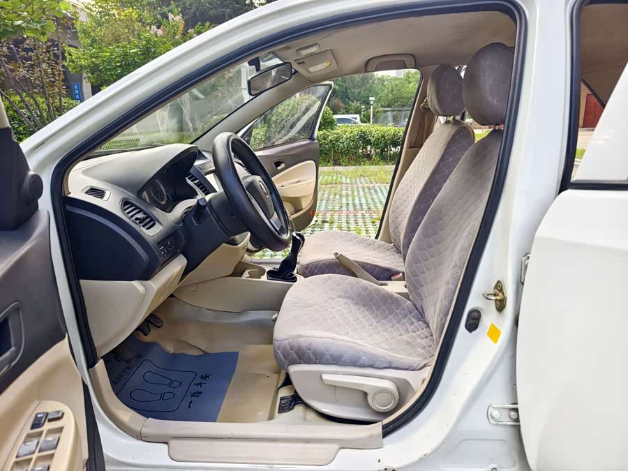 GEELY KingKong Fortune 2014 car image #15