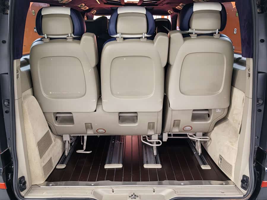 Mercedes-Benz Viano 2012 imagen de coche #15