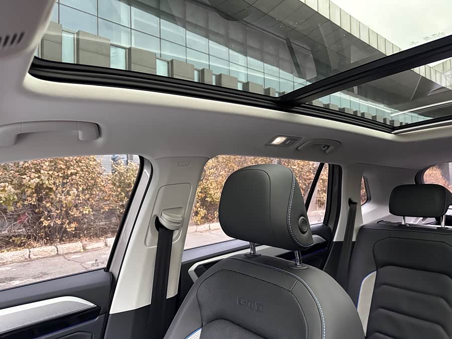 Volkswagen Tayron GTE 2021 immagine di auto #15