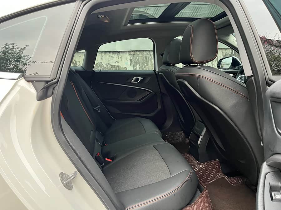 BMW 2 Series (Imported) 2024 immagine di auto #15