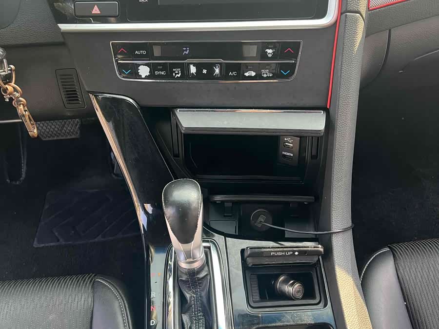 Honda Spirior 2015 #15 Honda Spirior 2015 car image #15