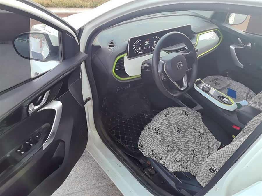 Changan BenBen E-Star 2020 car image #15