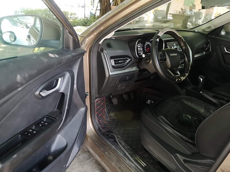 Jetour X70M 2020 car image #15