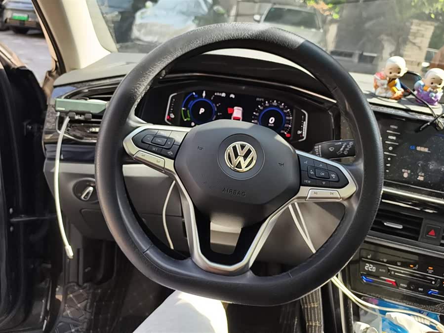 Volkswagen Tayron GTE 2020 car image #15