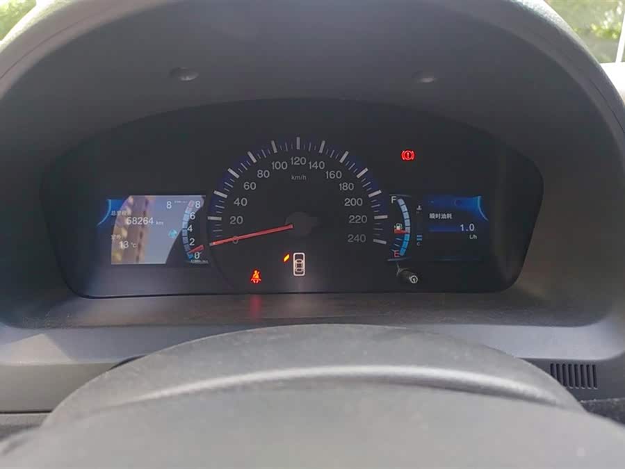 BYD G6 2013 #15 BYD G6 2013 car image #15