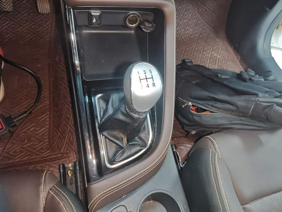 Changan Eado DT 2019 car image #15