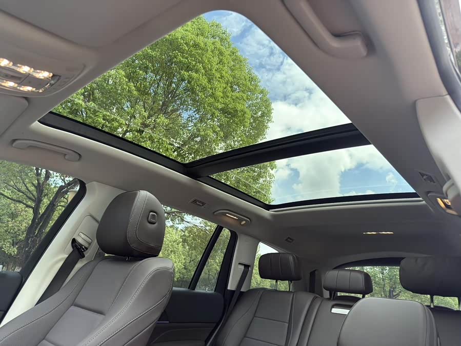 Mercedes-Benz GLS Class 2021 #15 Mercedes-Benz GLS Class 2021 car image #15