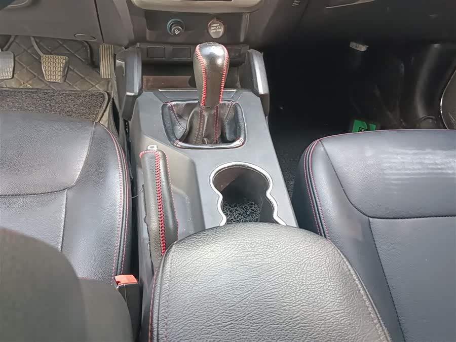 GEELY GX7 2014 car image #15