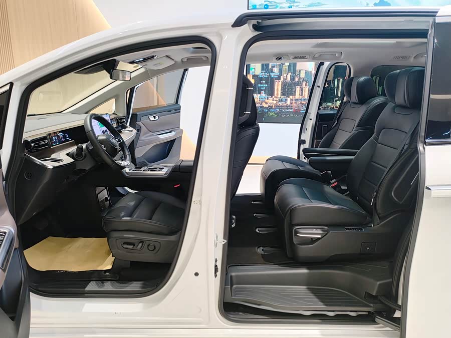 GAC Trumpchi E8 2024 car image #15