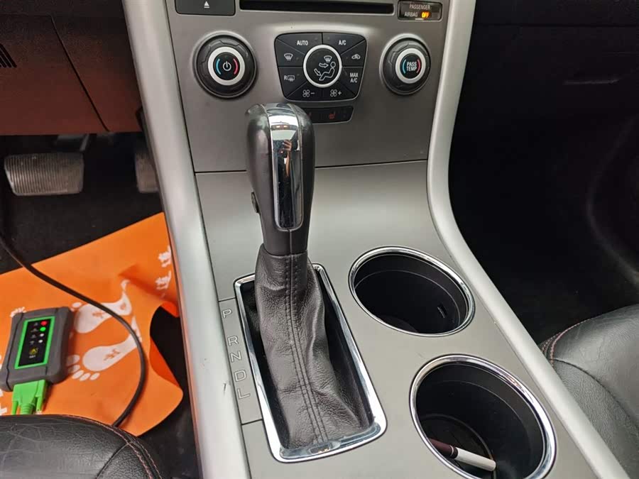 Ford Edge (Imported) 2015 صورة سيارة #15