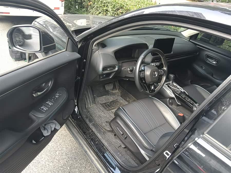 Honda HR-V 2024 car image #15