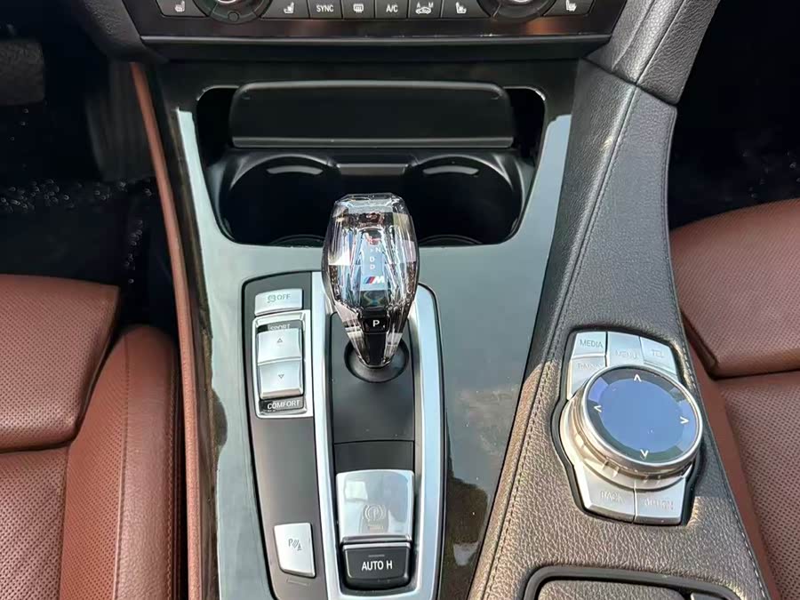 BMW 6 Series 2015 car image #15