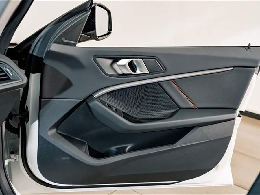 BMW 2 Series (Imported) 2024 #15 BMW 2 Series (Imported) 2024 car image #15