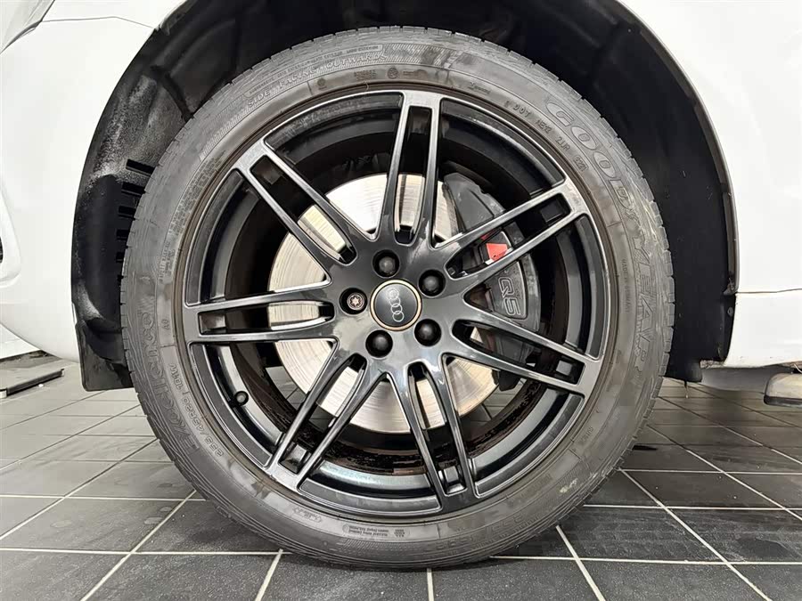 Audi SQ5 2017 image de voiture #15