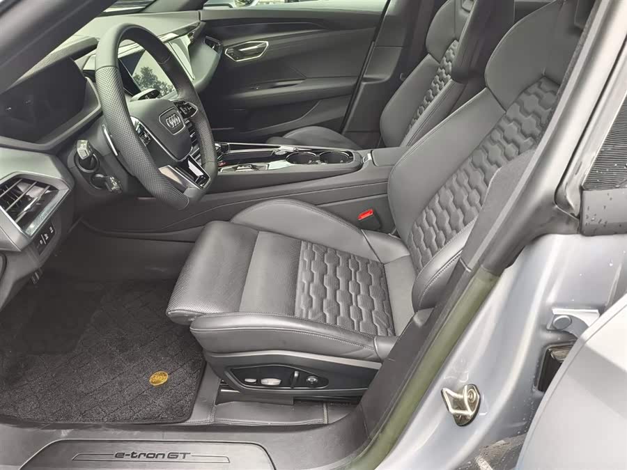 Audi e-tron GT 2024 #15 Audi e-tron GT 2024 image de voiture #15