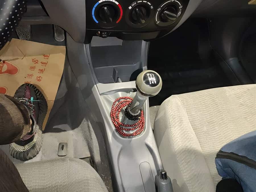 GEELY KingKong 2015 car image #15