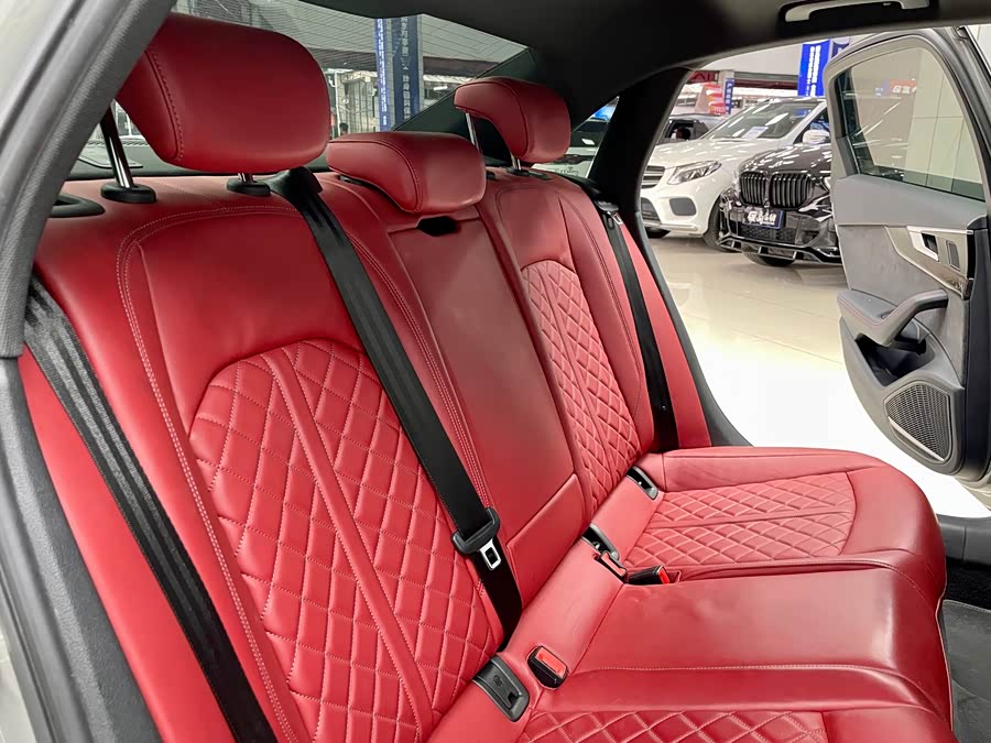 Audi S4 2020 car image #15