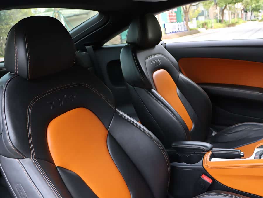 Audi TTS 2013 car image #15