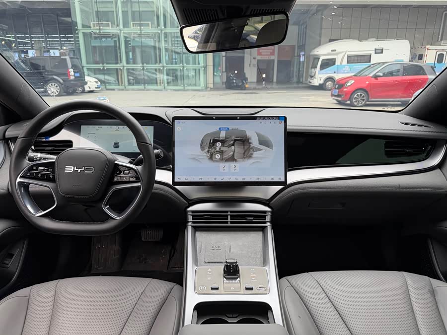 BYD Seal 07 DM-i 2025 car image #15