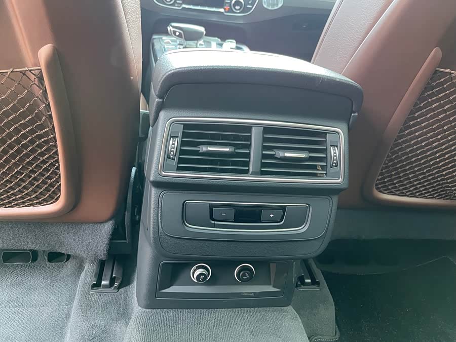 Audi Q7 New Energy 2019 car image #15