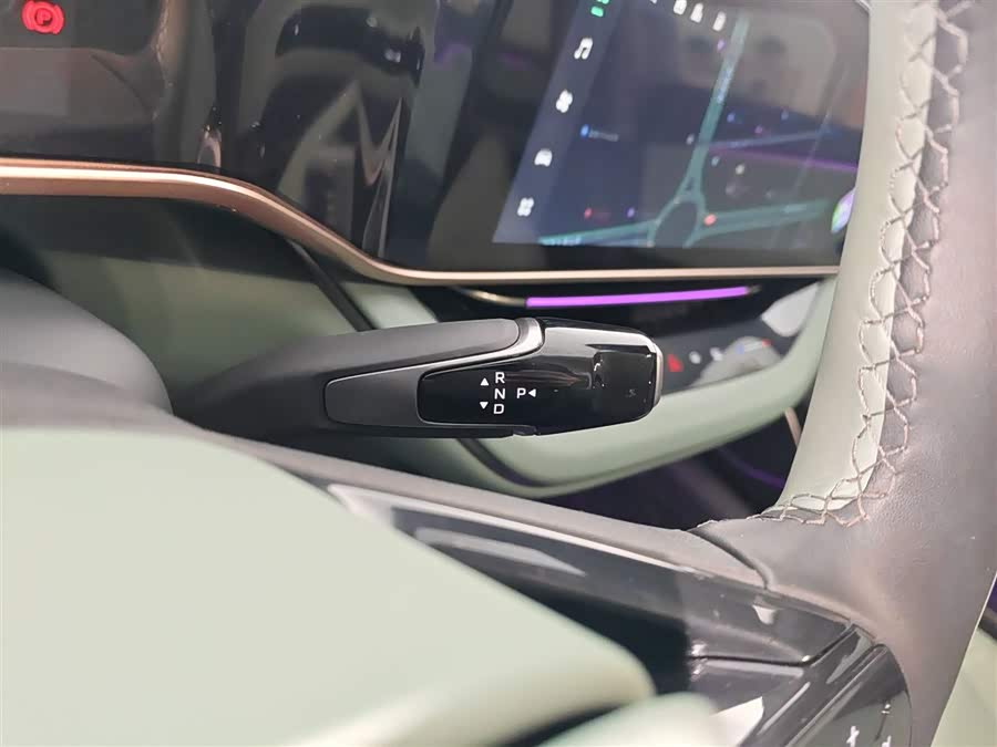 HongQi EH7 2024 #15 HongQi EH7 2024 immagine di auto #15