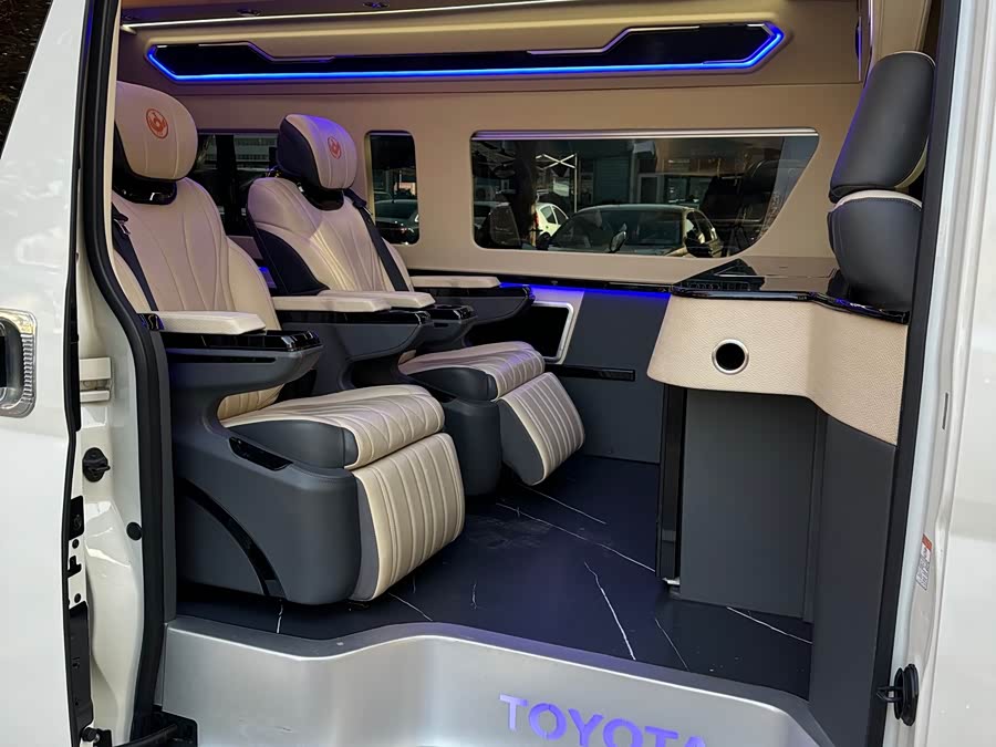 Toyota 2023 #15 Toyota 2023 car image #15