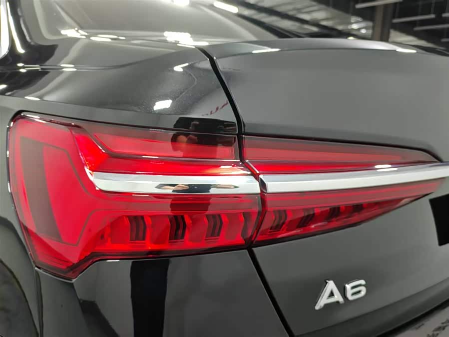 Audi A6L New Energy 2023 #15 Audi A6L New Energy 2023 car image #15